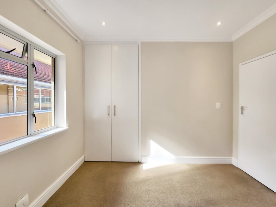 To Let 2 Bedroom Property for Rent in Oranjezicht Western Cape